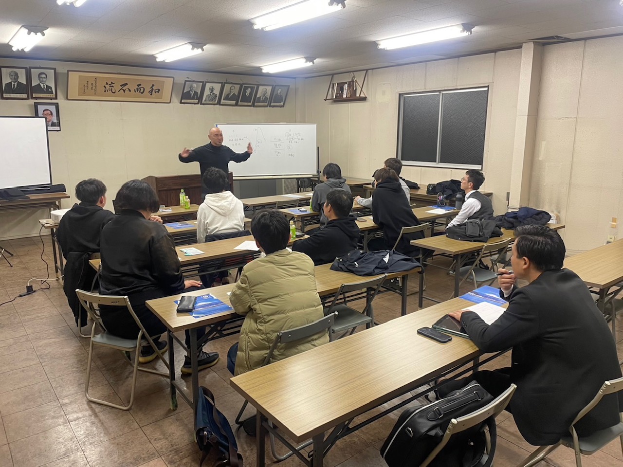 志太鉄工機械協同組合の青年部での講演会